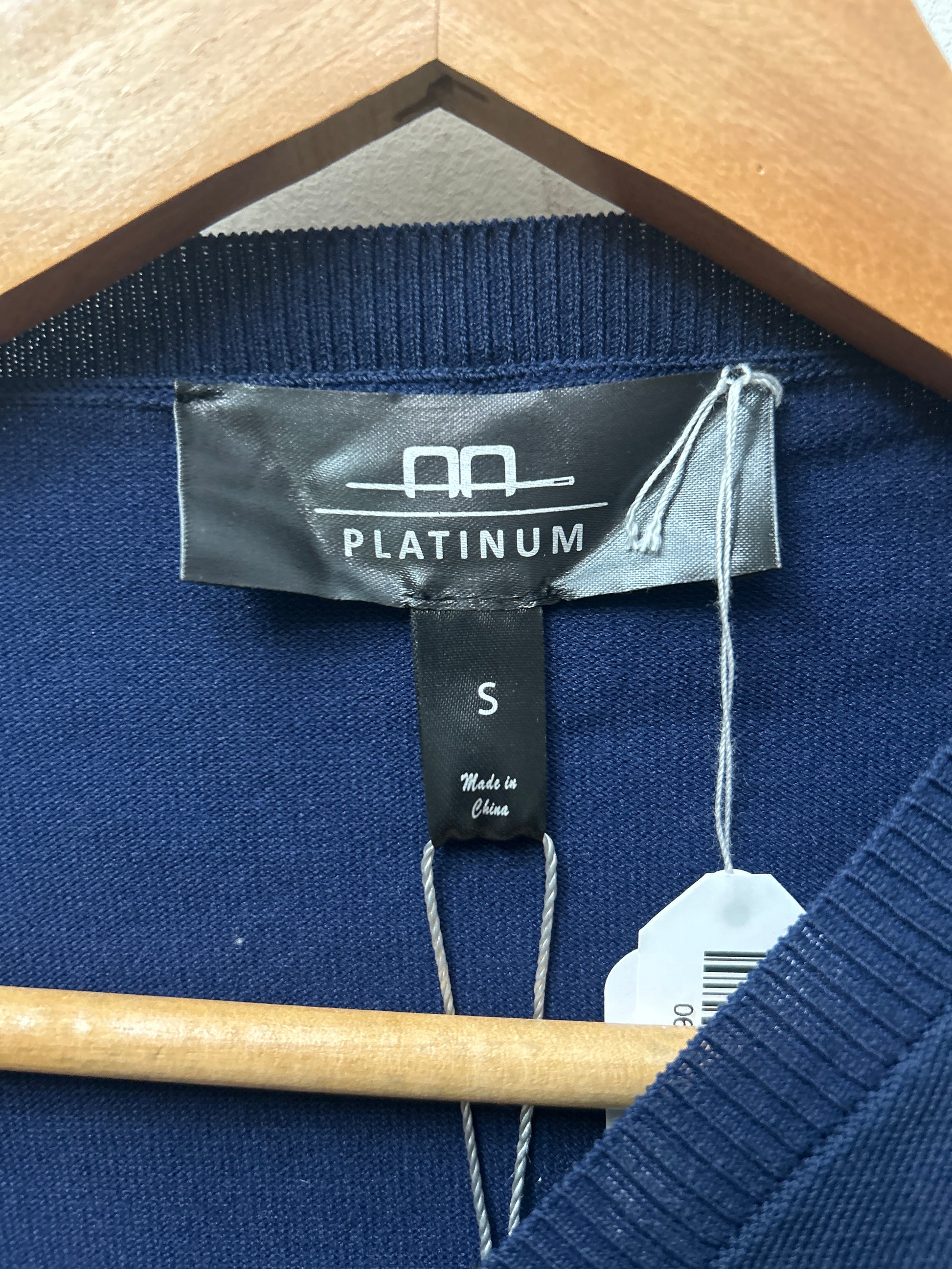 AA Platinum Men's Light Sweater Small-Riding Shirts-Consignment-Evolution Equestrian Co.