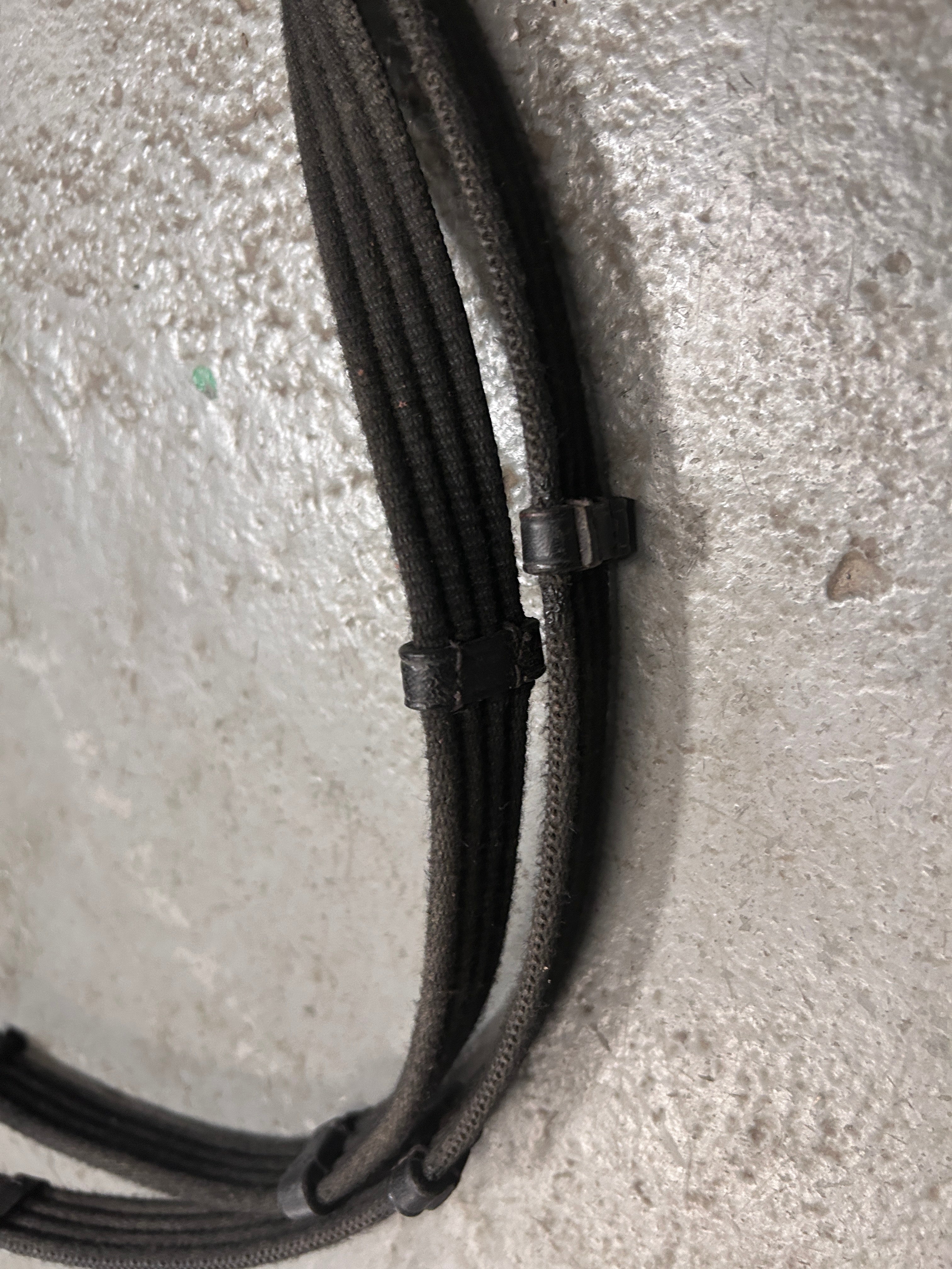 Black Webbed English Reins