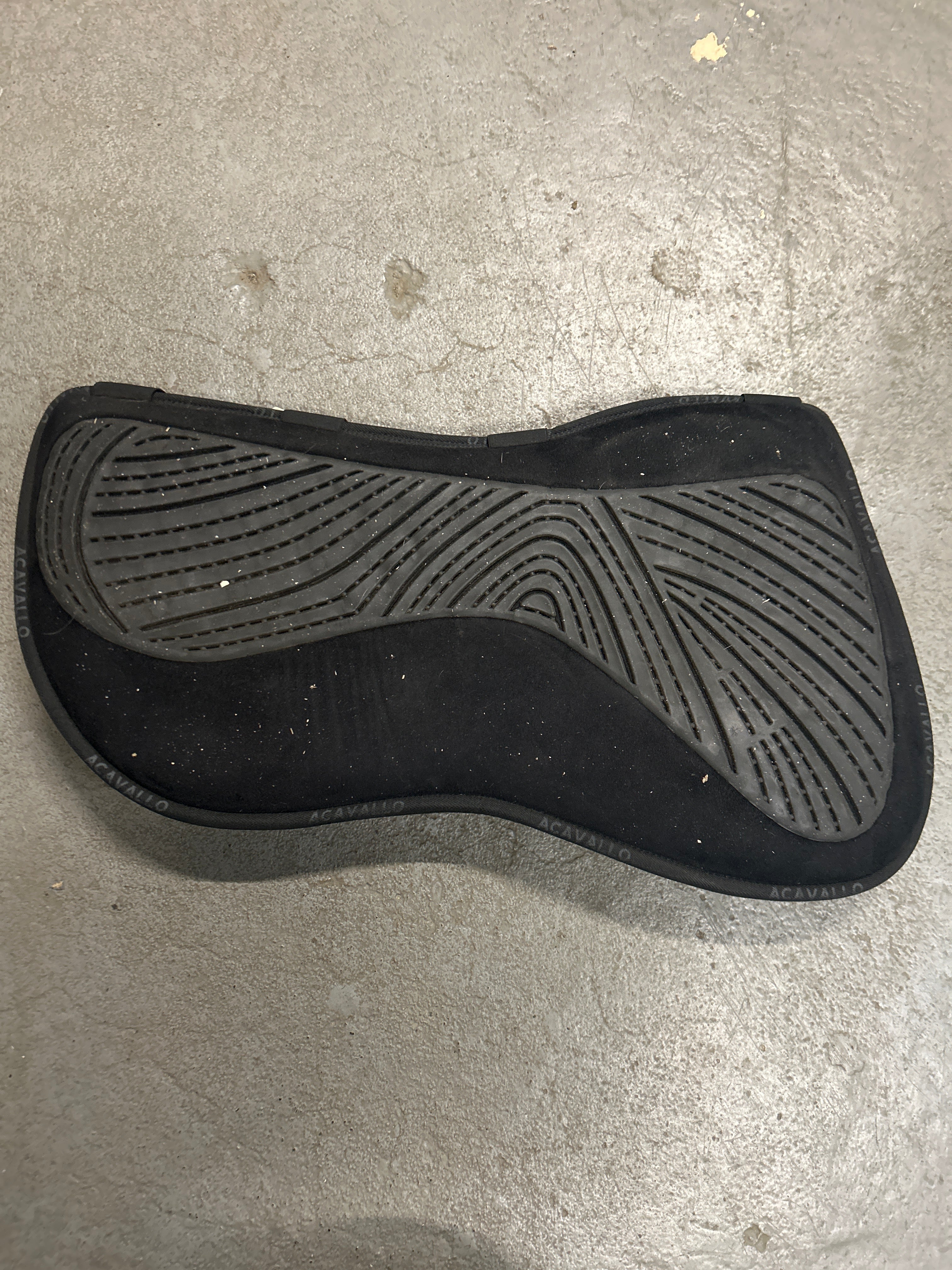 Acavallo Gel HalfPad with Spine Free Design