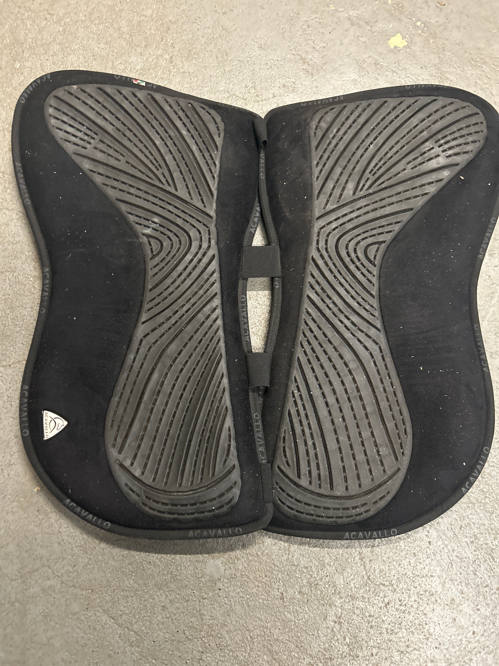 Acavallo Gel HalfPad with Spine Free Design-English Saddle Pad-Consignment-Evolution Equestrian Co.