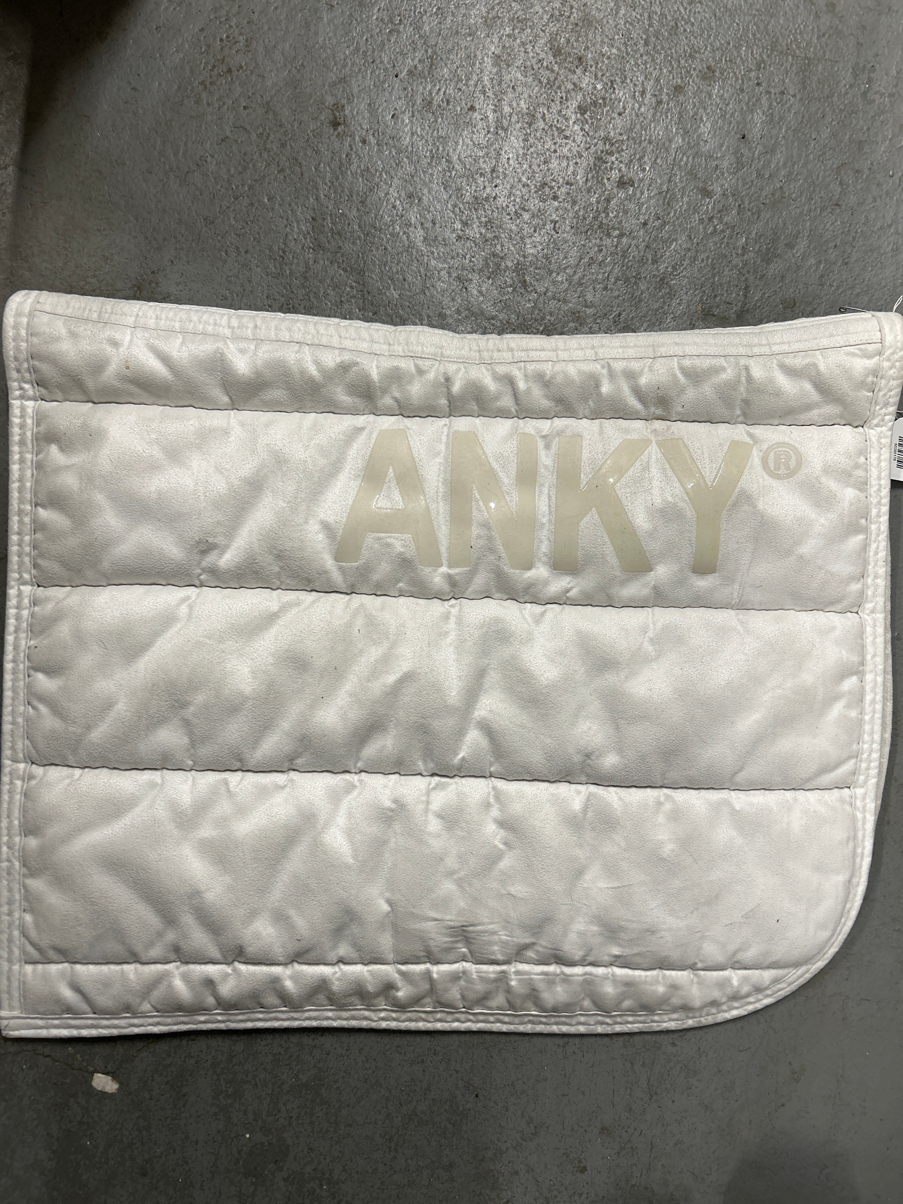 Anky Dressage Saddle Pad White-Dressage Saddle Pad-Consignment-Evolution Equestrian Co.