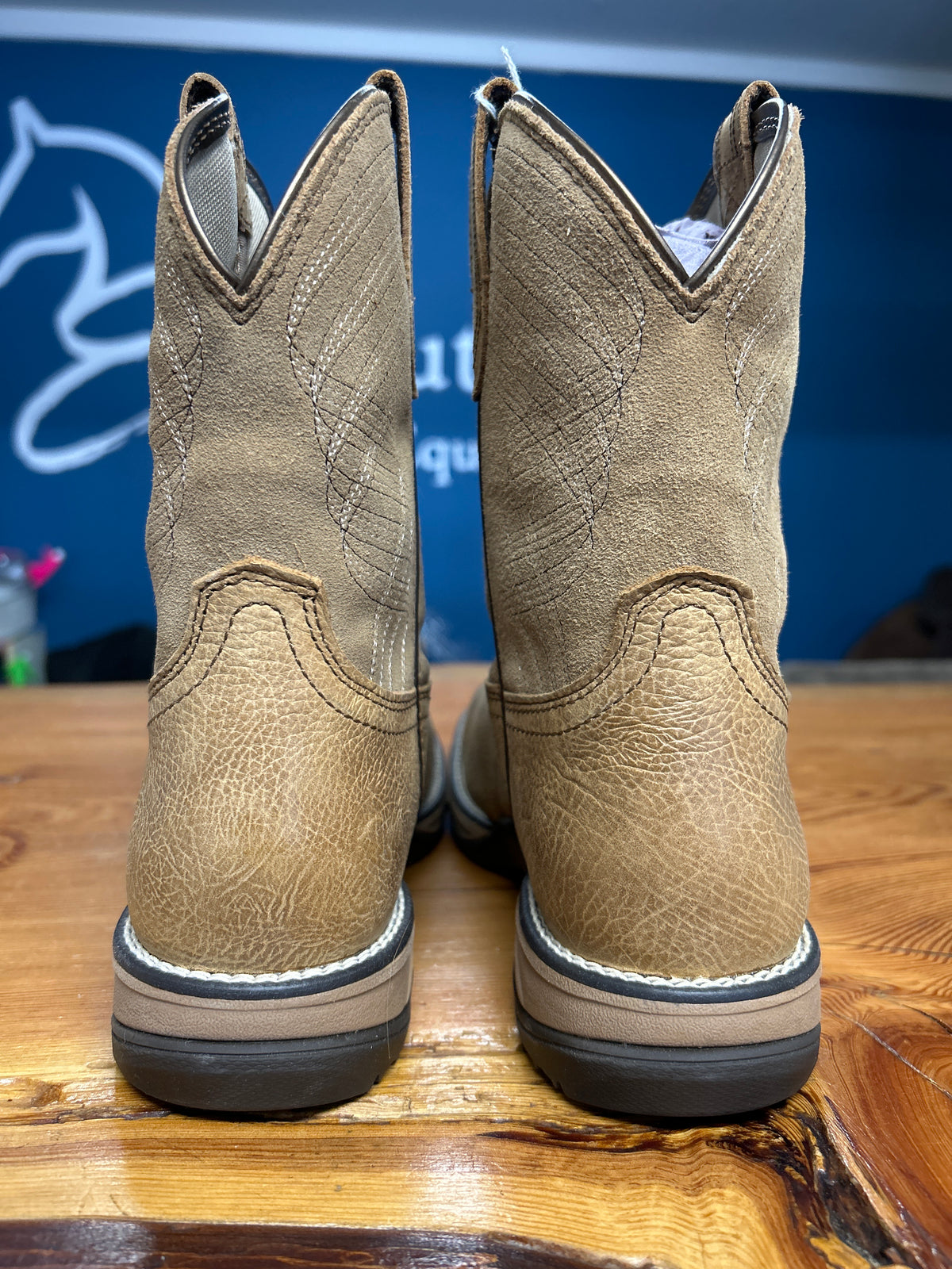 Ariat Anthem Shortie Western Boot 9-Cowboy Boots-Consignment-Evolution Equestrian Co.
