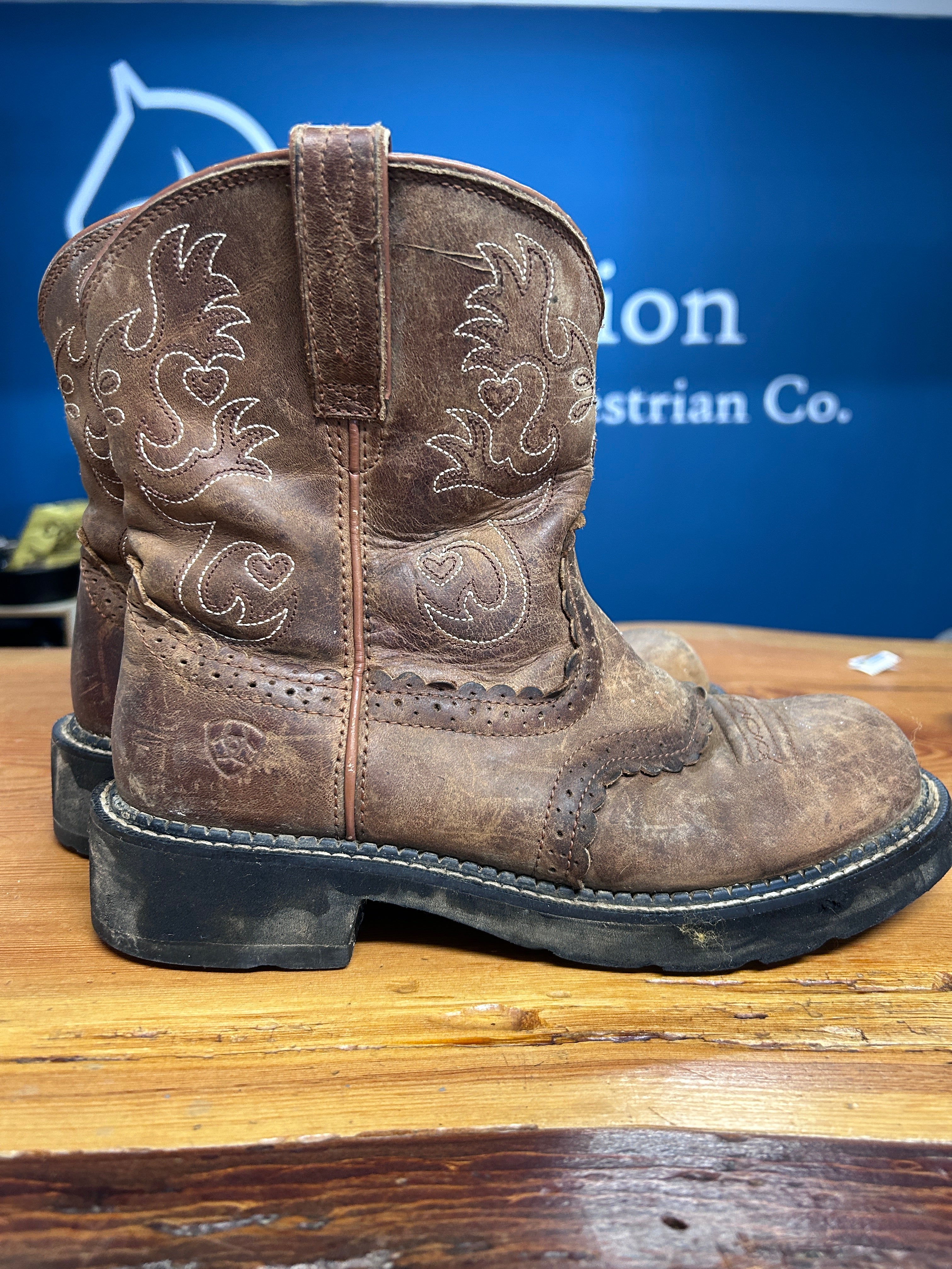 Ariat Brown Fat Baby 9C-Cowboy Boots-Consignment-Evolution Equestrian Co.