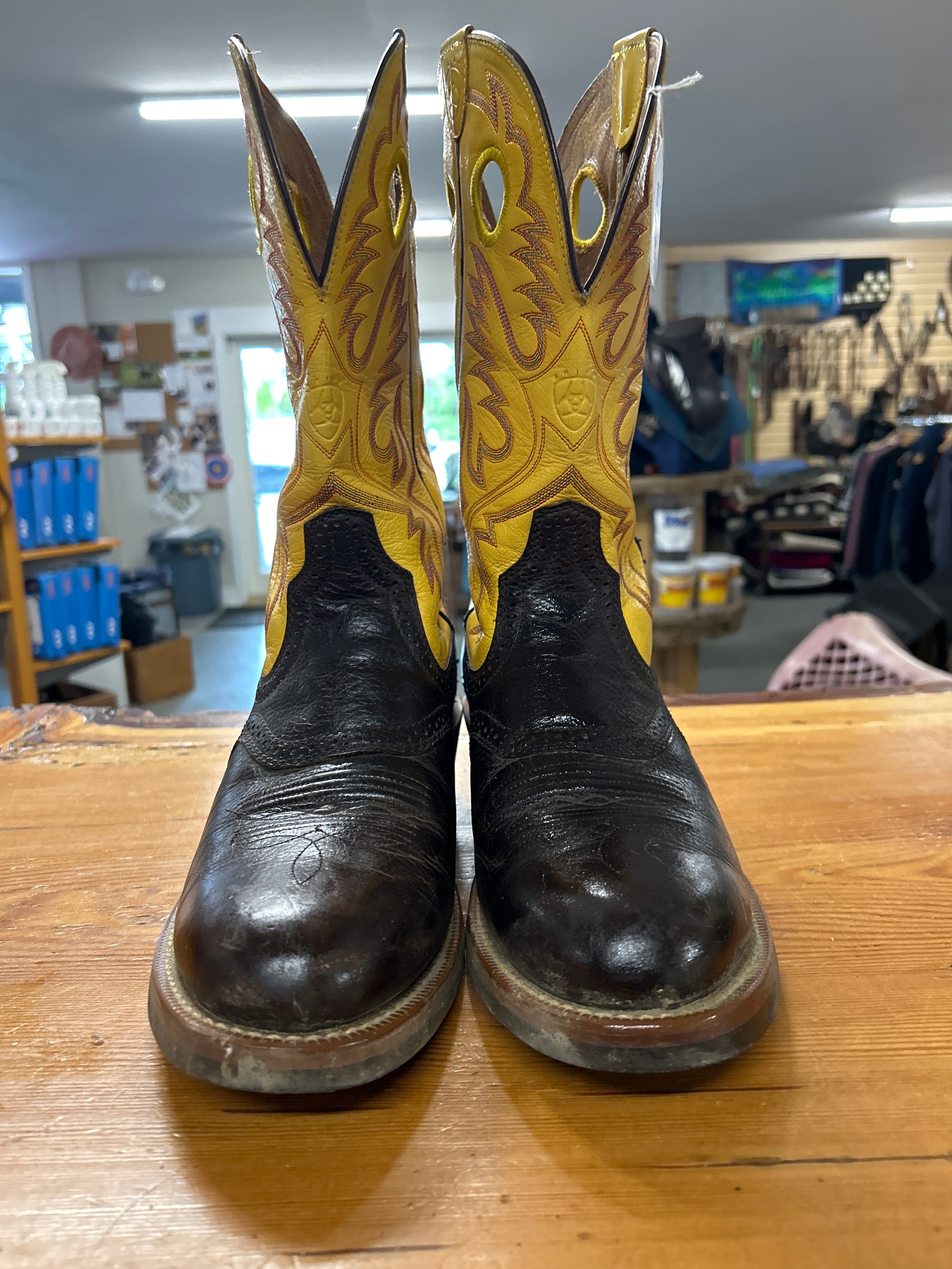 Ariat Mens Cowboy Boot Size 10.5 EE-Cowboy Boots-Consignment-Evolution Equestrian Co.
