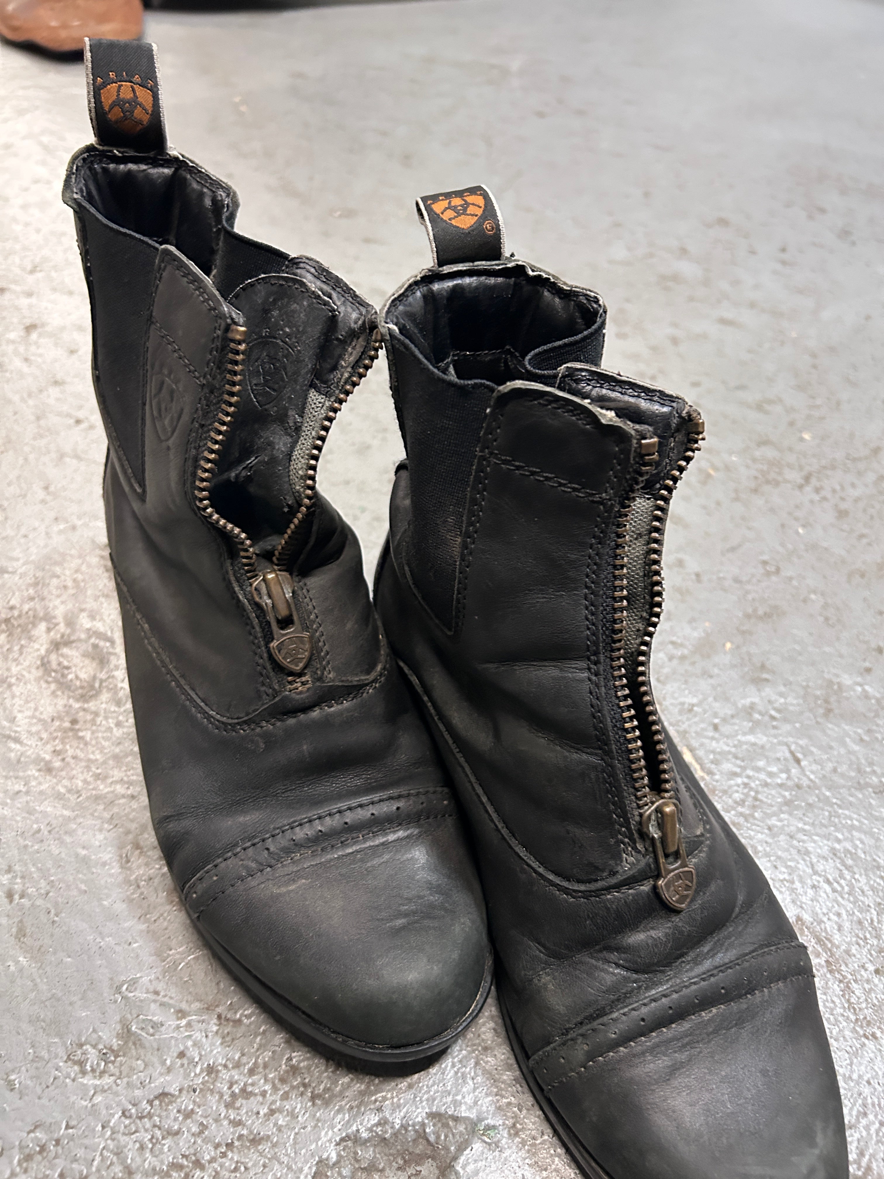 Ariat Paddock Boots 7B-Paddock Boots-Consignment-Evolution Equestrian Co.
