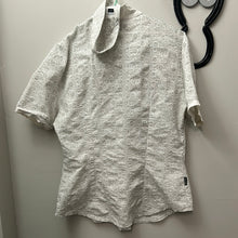 Load image into Gallery viewer, Arista Grey Floral Short Sleeve Shirt Medium-Breeches-Consignment-Evolution Equestrian Co.
