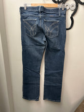 Load image into Gallery viewer, Wrangler Q-Baby Jeans 9/10 x 32
