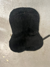 Load image into Gallery viewer, Maxim Sheepskin Black Half Pad
