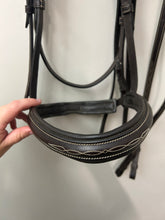 Load image into Gallery viewer, BR English Bridle with Reins
