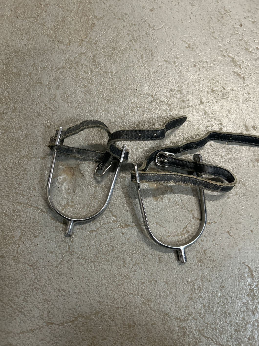 Kid English Spurs with Straps