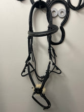 Load image into Gallery viewer, Prestige Black Figure 8 Bridle
