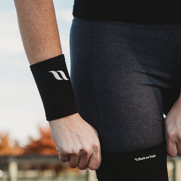 Back on Track +Physio Wrist Support-Back on Track-Back on Track-Medium-Evolution Equestrian Co.