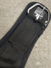 Load image into Gallery viewer, Back on Track Roper Cinch 32&quot;-Western Cinch-Consignment-Evolution Equestrian Co.
