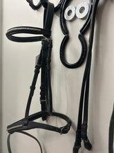 Load image into Gallery viewer, Black Clincher English Bridle-Bridle-Consignment-Evolution Equestrian Co.

