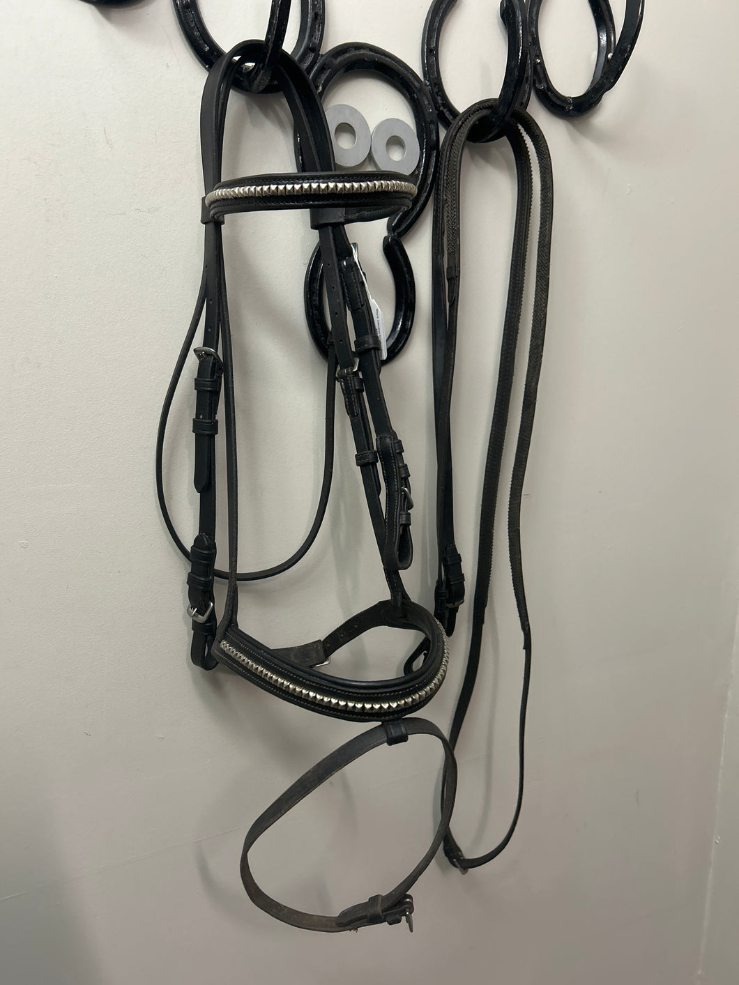 Black Clincher English Bridle-Bridle-Consignment-Evolution Equestrian Co.