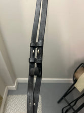 Load image into Gallery viewer, Black Curb Reins-English Reins-Consignment-Evolution Equestrian Co.
