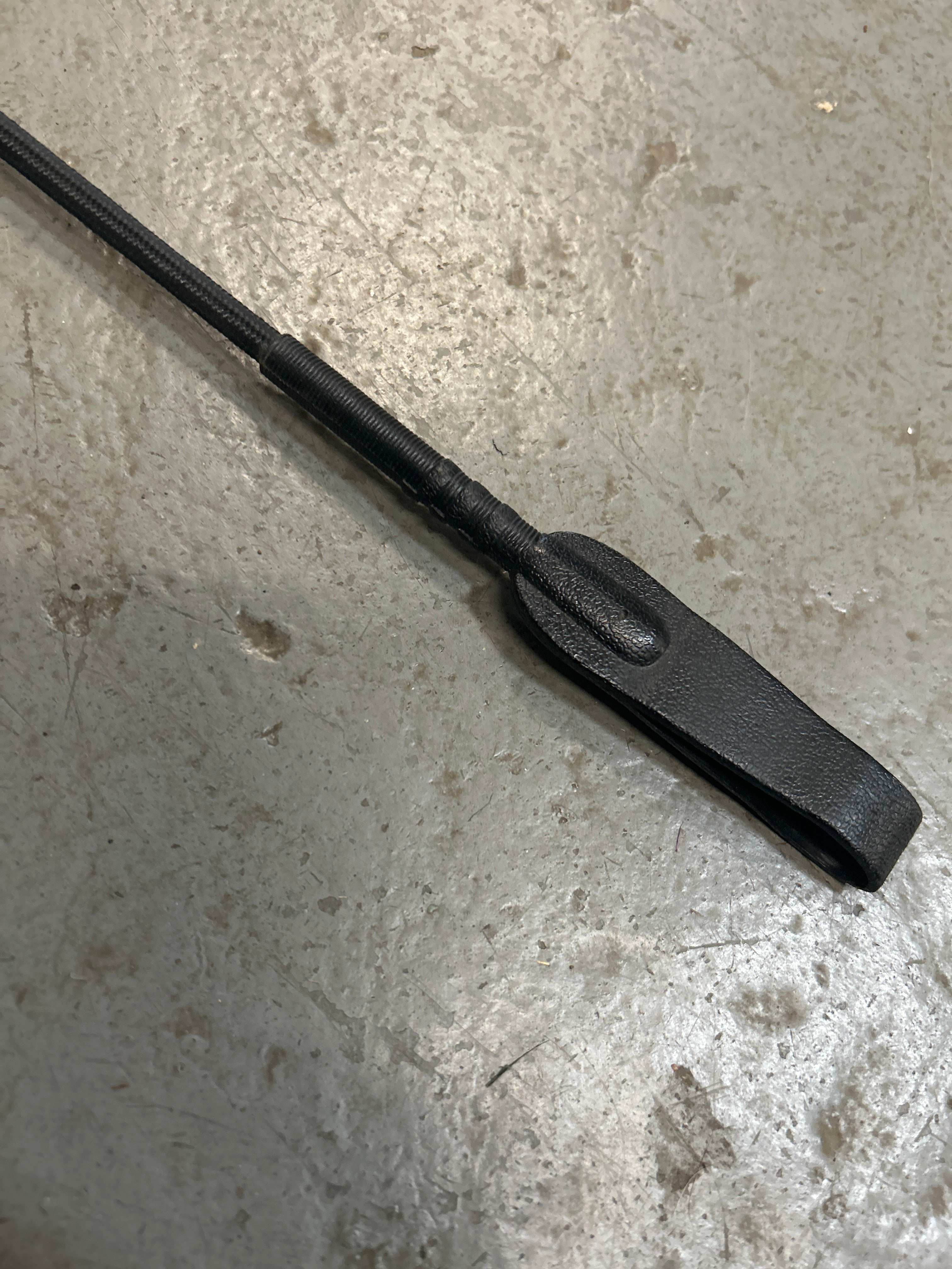 Black Riding Crop 28"-Horse Training-Consignment-Evolution Equestrian Co.