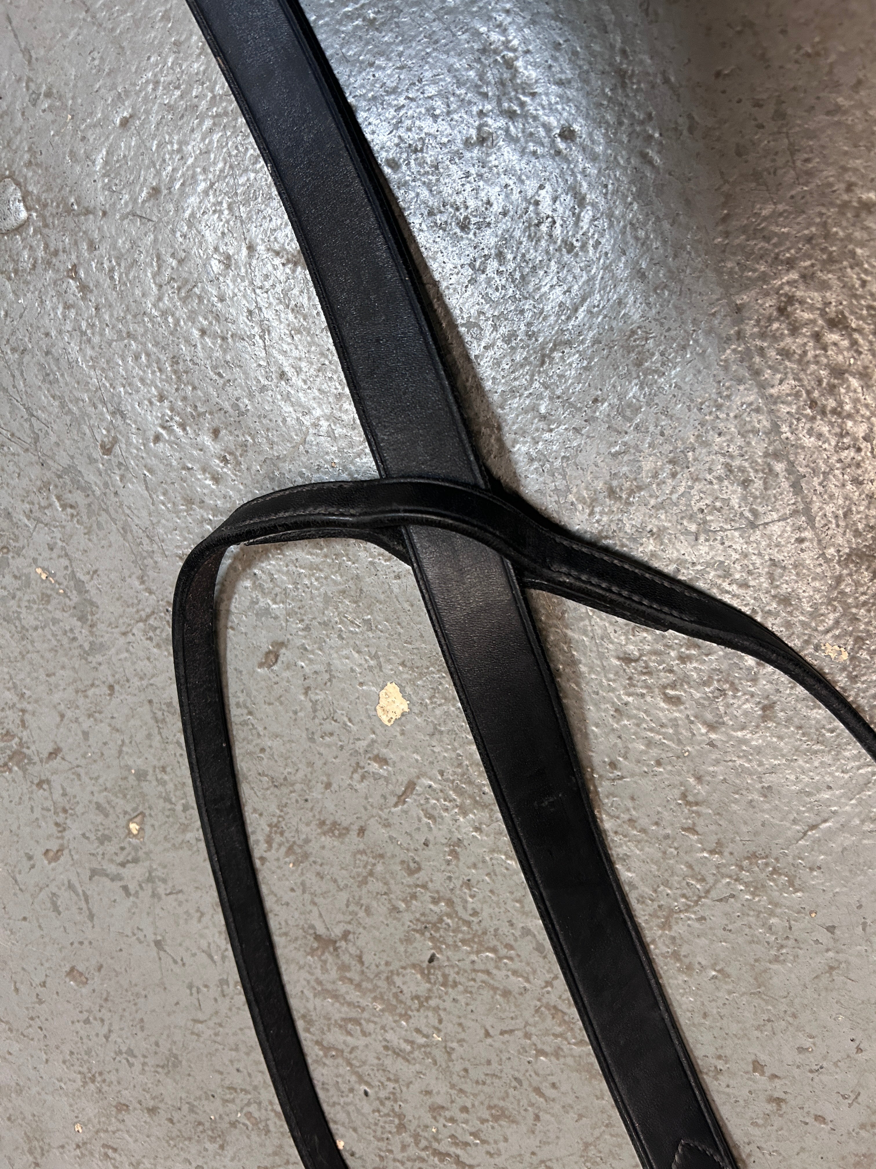 Black Running Martingale