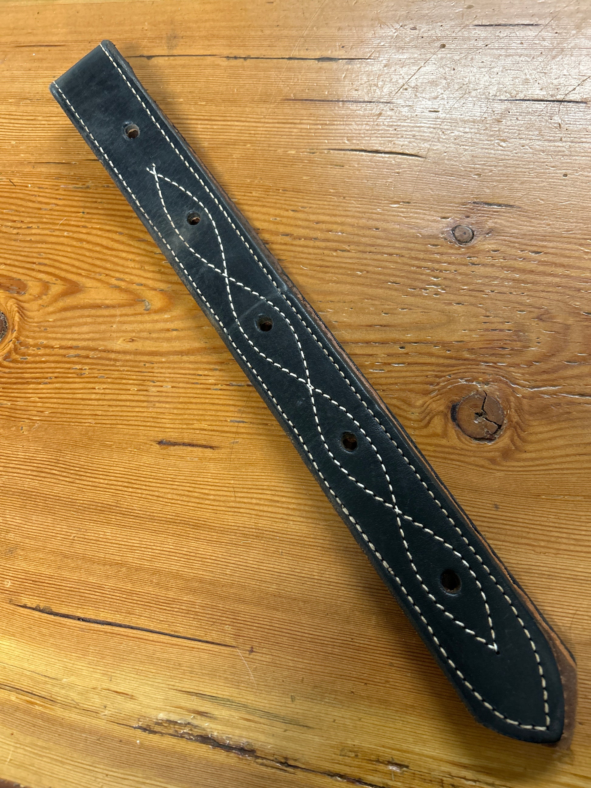 Black Western Off Billet-Western Cinch-Consignment-Evolution Equestrian Co.
