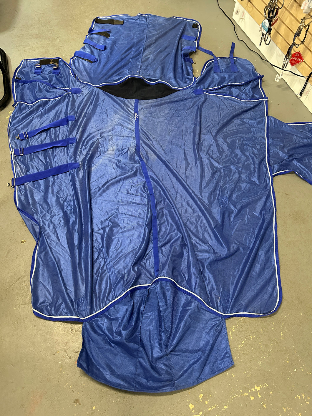 Blue Flysheet with Neck and Belly 70