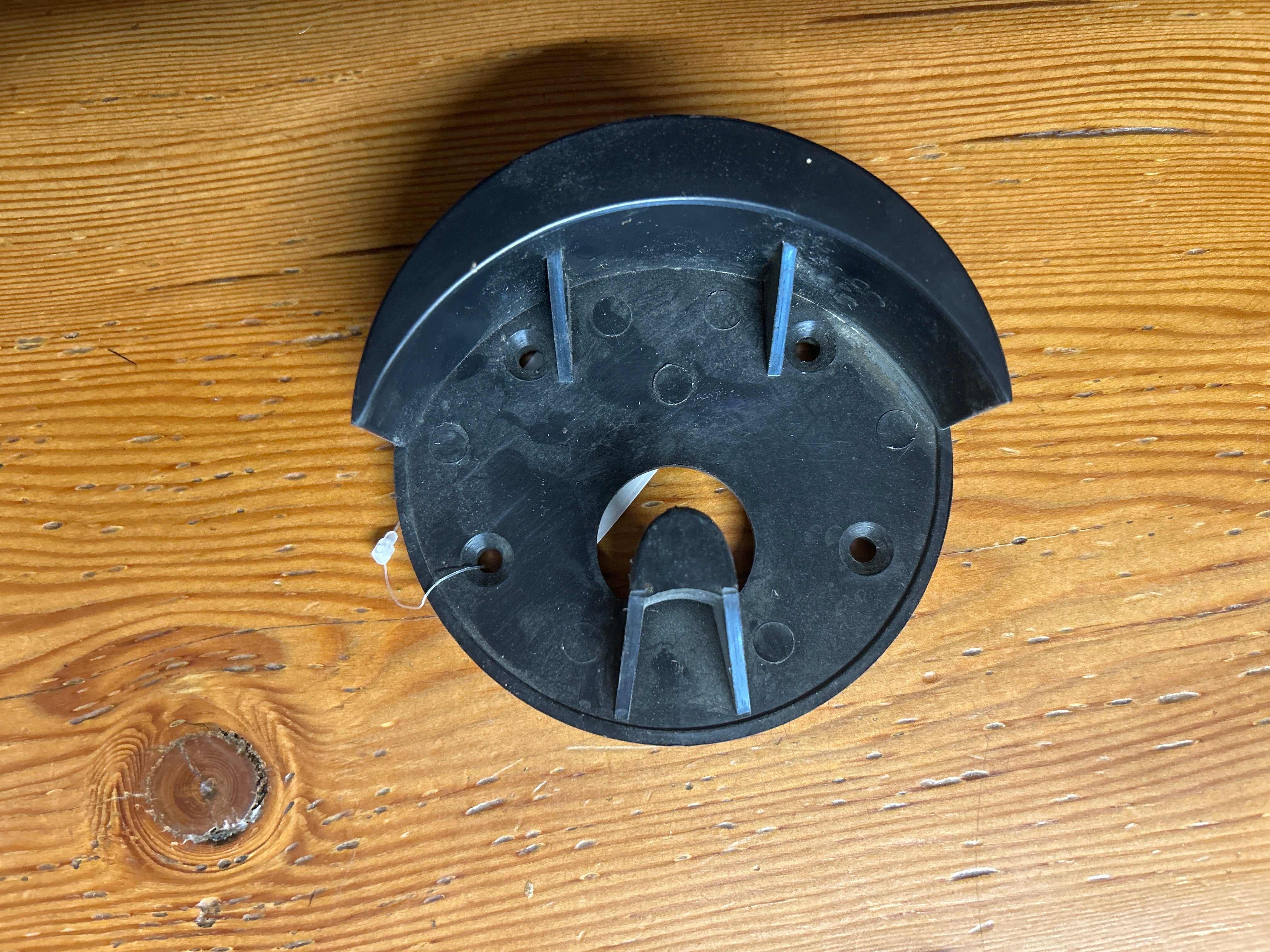 Bridle Bracket Plastic Black-Stable Supplies-Consignment-Evolution Equestrian Co.