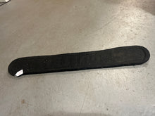 Load image into Gallery viewer, Weaver Wool Felt Smart Cinch 32&quot;
