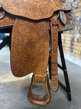 Load image into Gallery viewer, 16.5&quot; Custom Blue Ribbon Western Show Saddle
