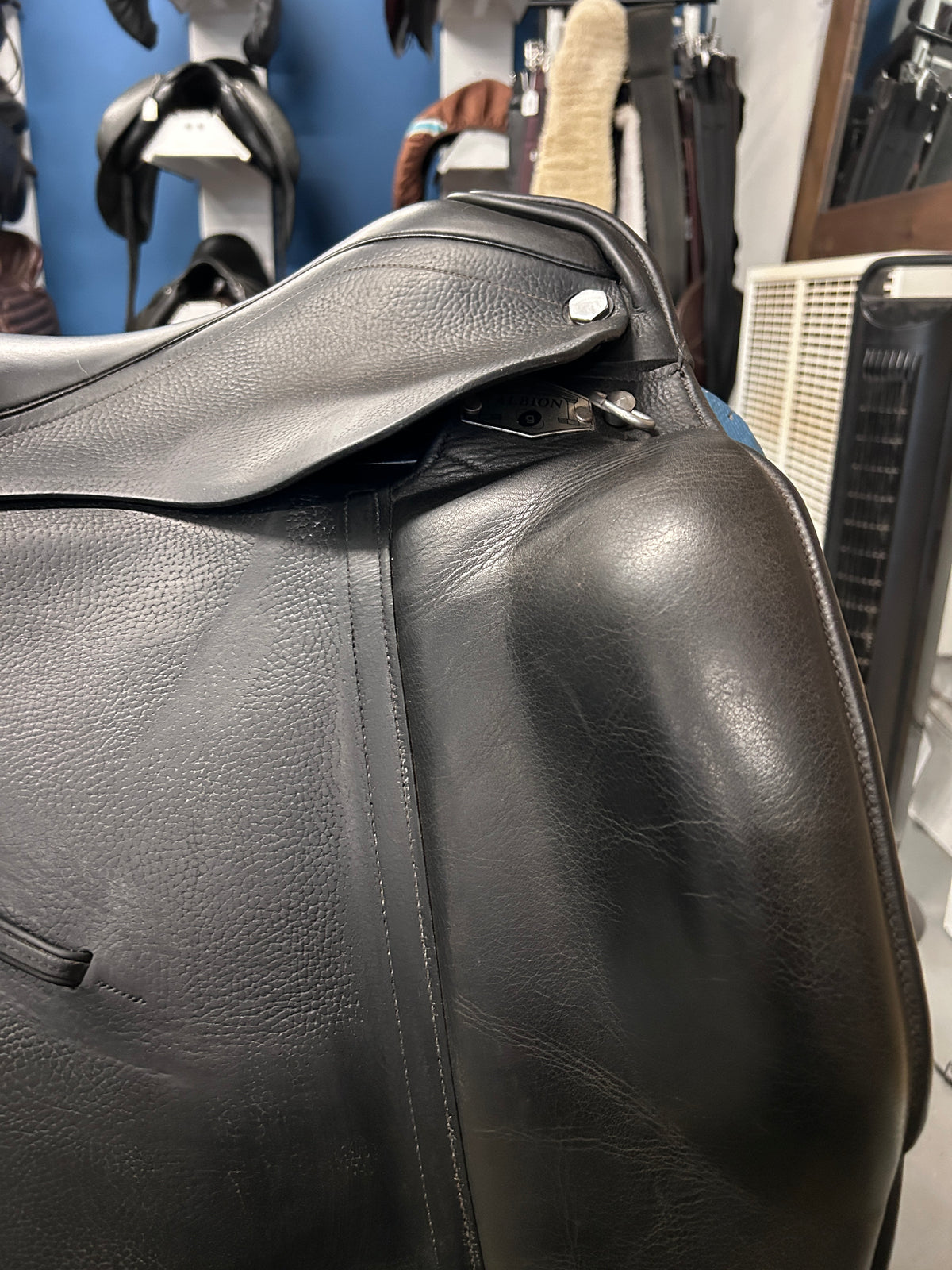 17" Albion Platinum Ultima Dressage Saddle