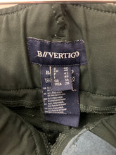 Load image into Gallery viewer, B Vertigo Dark Green Full Seat Breeches 28
