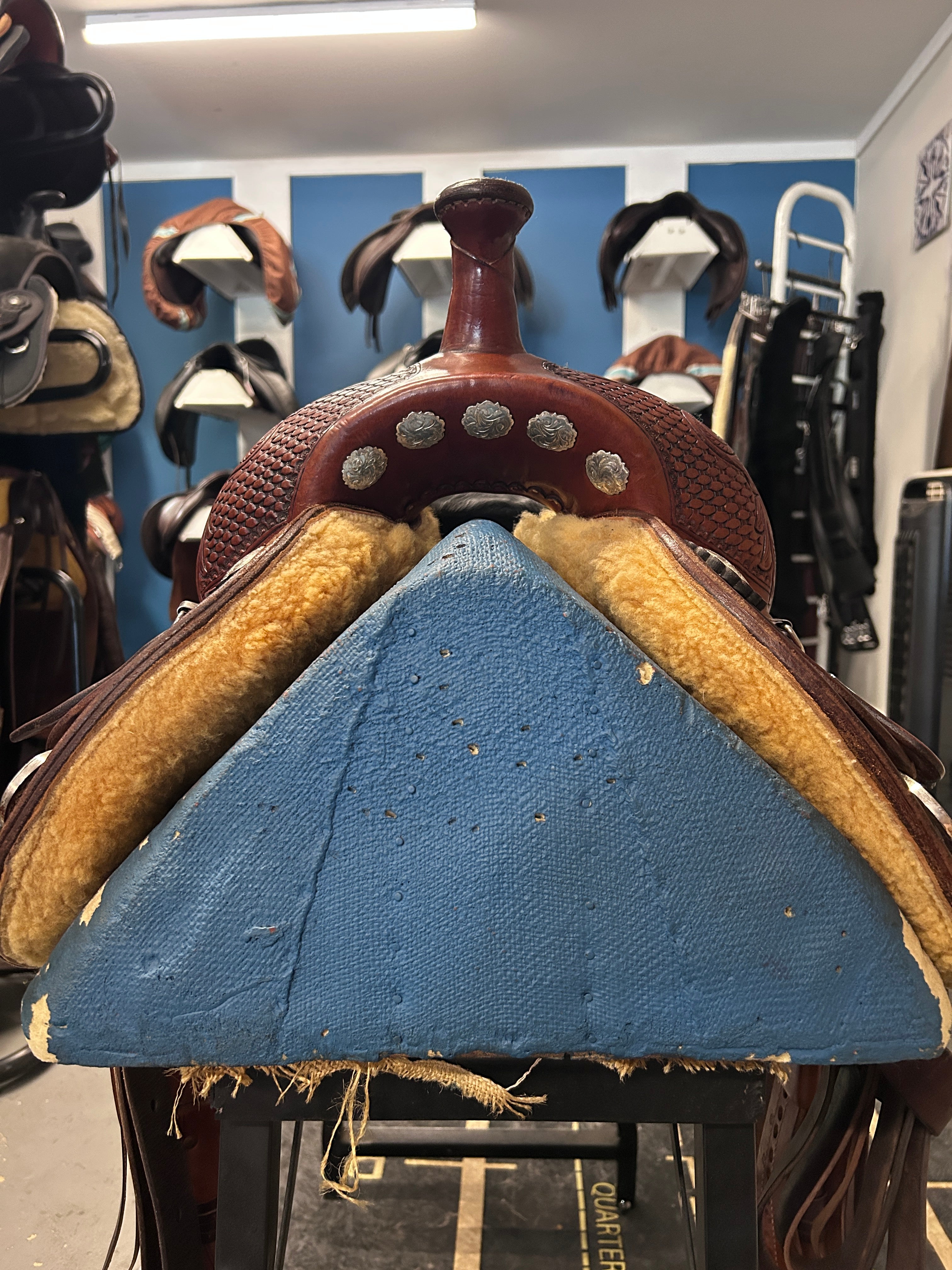 15.5" Continental Western Saddle