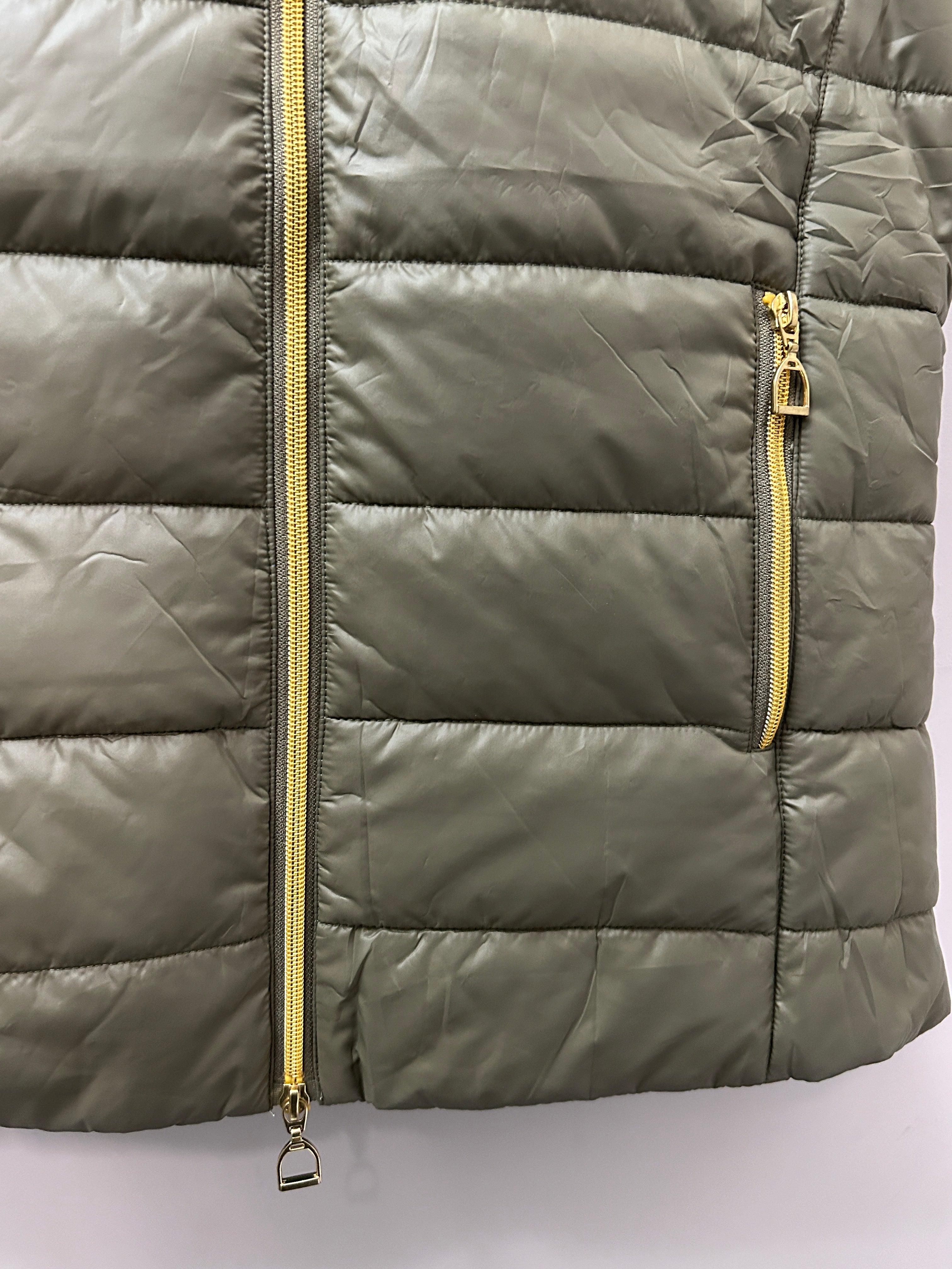 Leveza Olive Green Vest Large