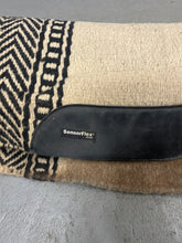 Load image into Gallery viewer, Classic Equine SensorFlex Saddle Pad-Western Saddle Pad-Consignment-Evolution Equestrian Co.
