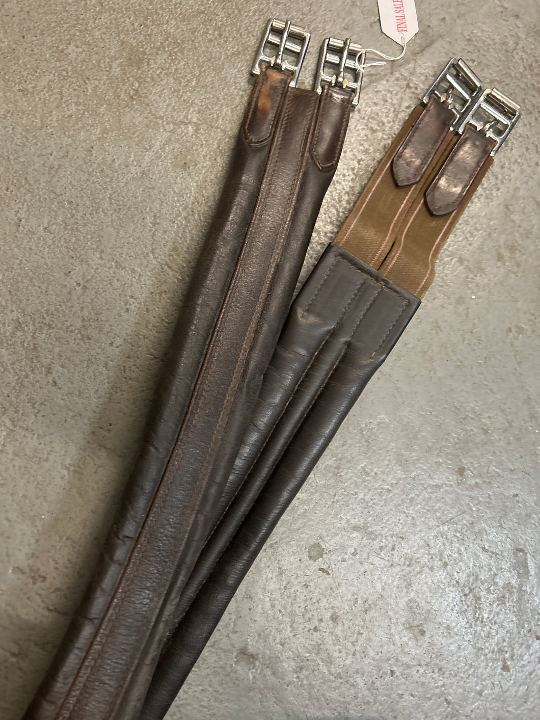Padded Leather Girth 48