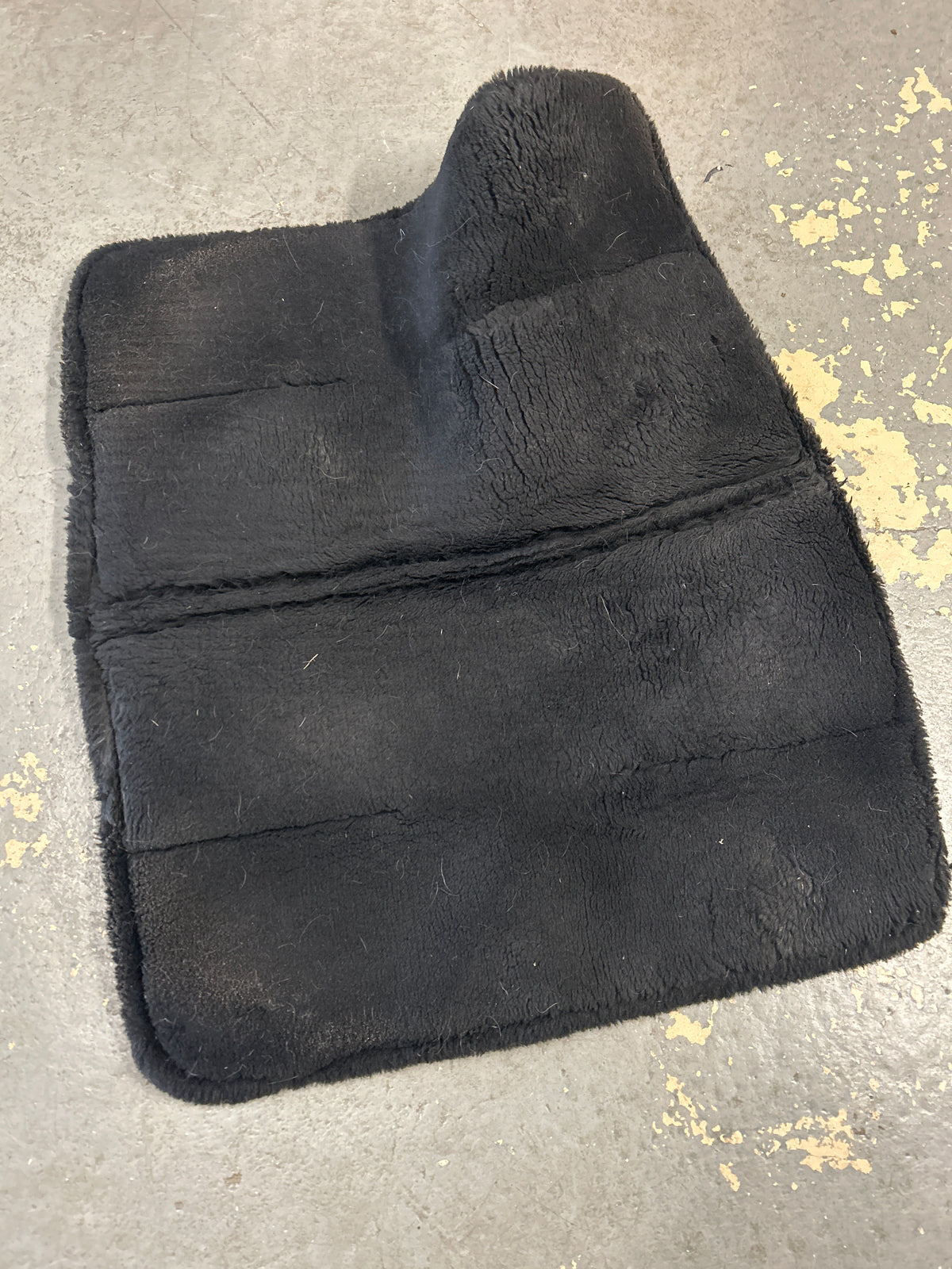 ThinLine Sheepskin Western Saddle Pad