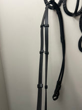Load image into Gallery viewer, Waldhausen Black Leather Reins with Stops

