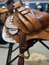 Load image into Gallery viewer, 16.5&quot; Custom Blue Ribbon Western Show Saddle

