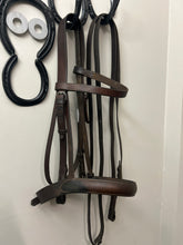 Load image into Gallery viewer, Vintage Hunt Bridle
