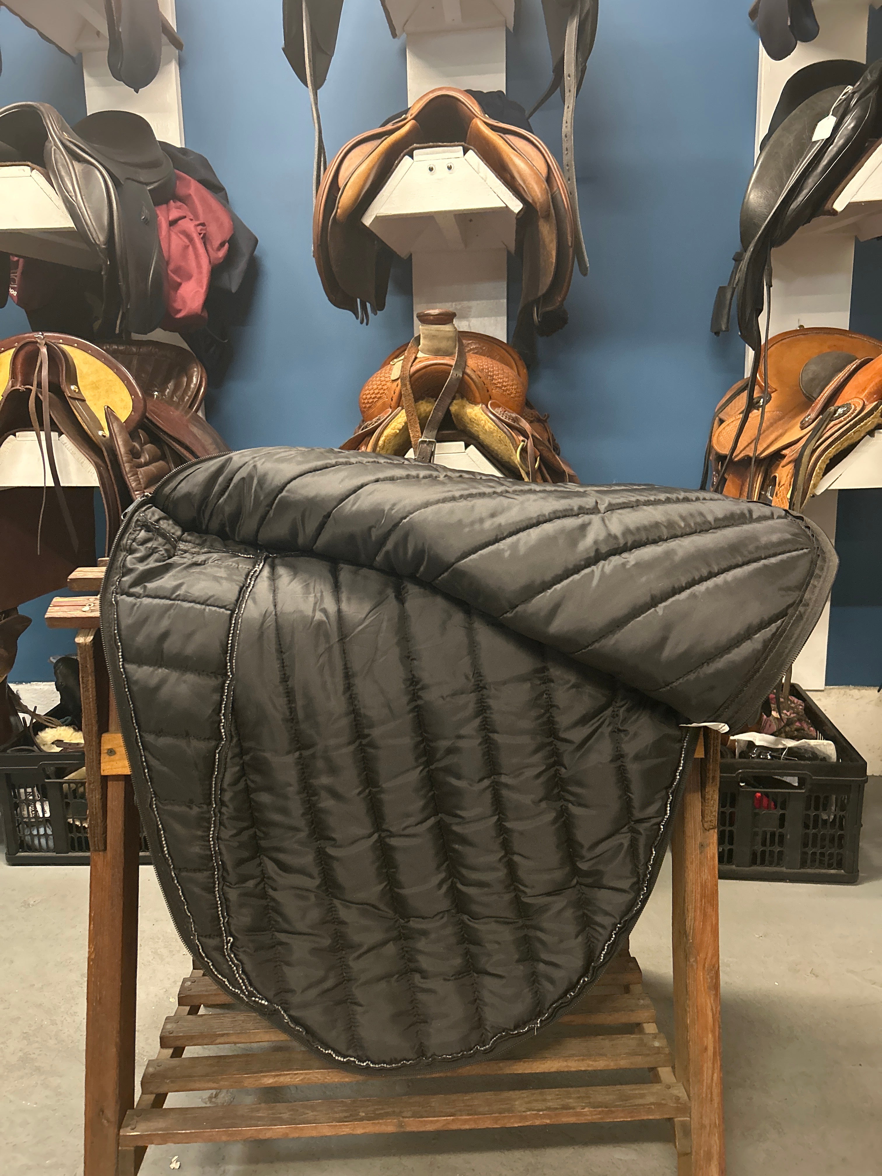 Dura-Tech Saddle Case Padded Black-Saddle Bags-Consignment-Evolution Equestrian Co.