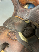 Load image into Gallery viewer, 15&quot; Andy Knight Roper Saddle
