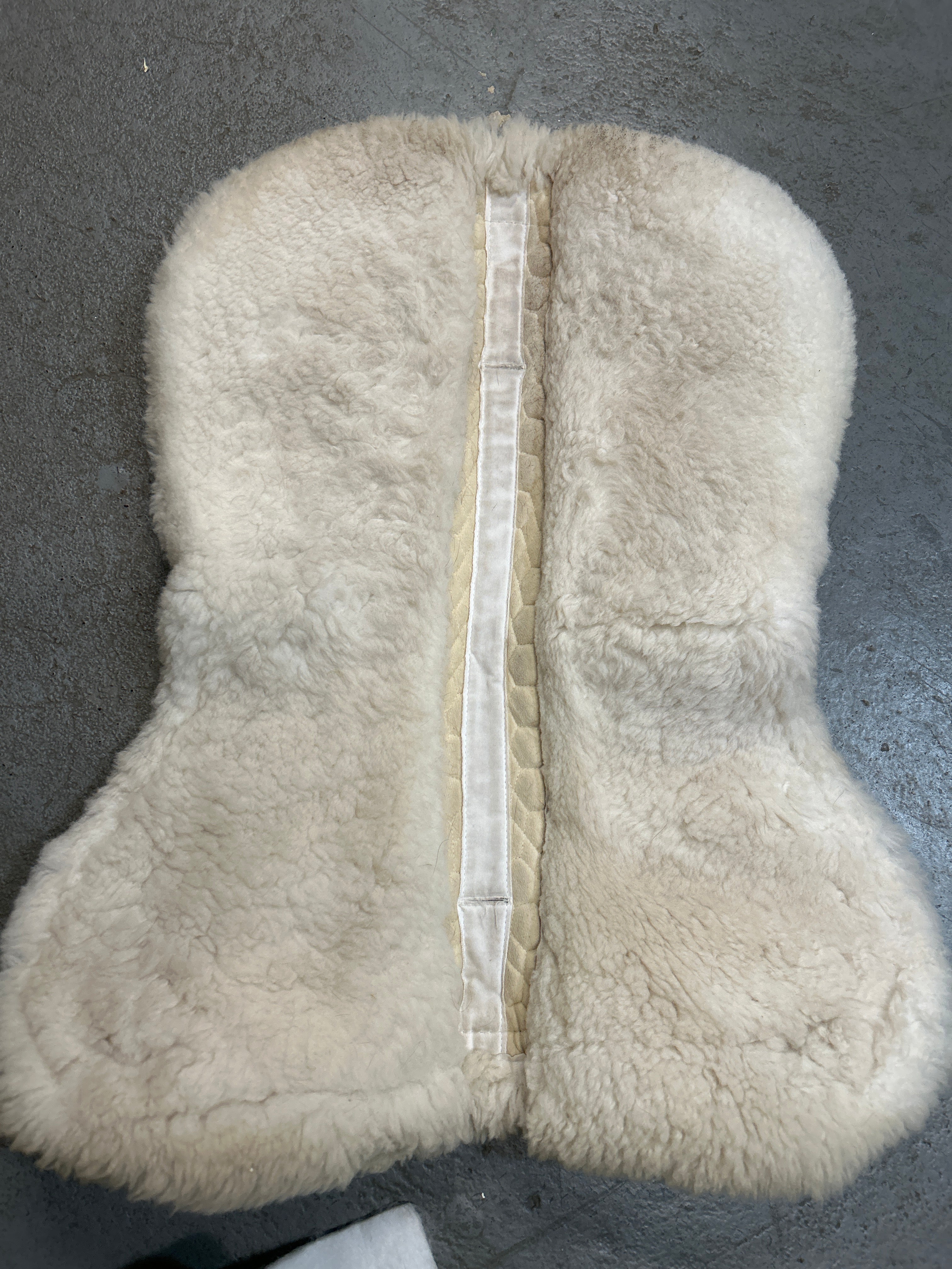 Mattes Sheepskin Half Pad with Shims