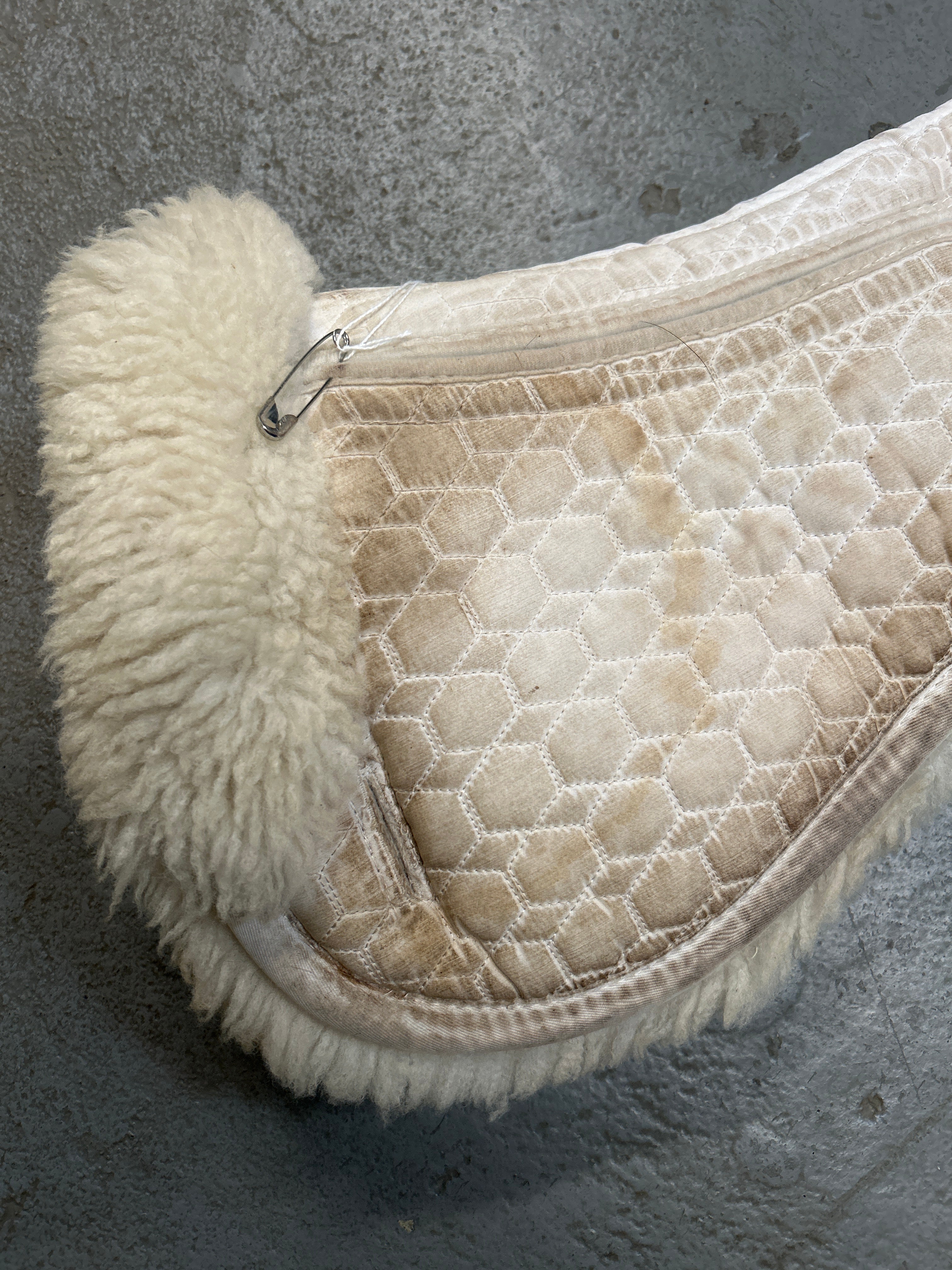 Mattes Sheepskin Half Pad with Shims