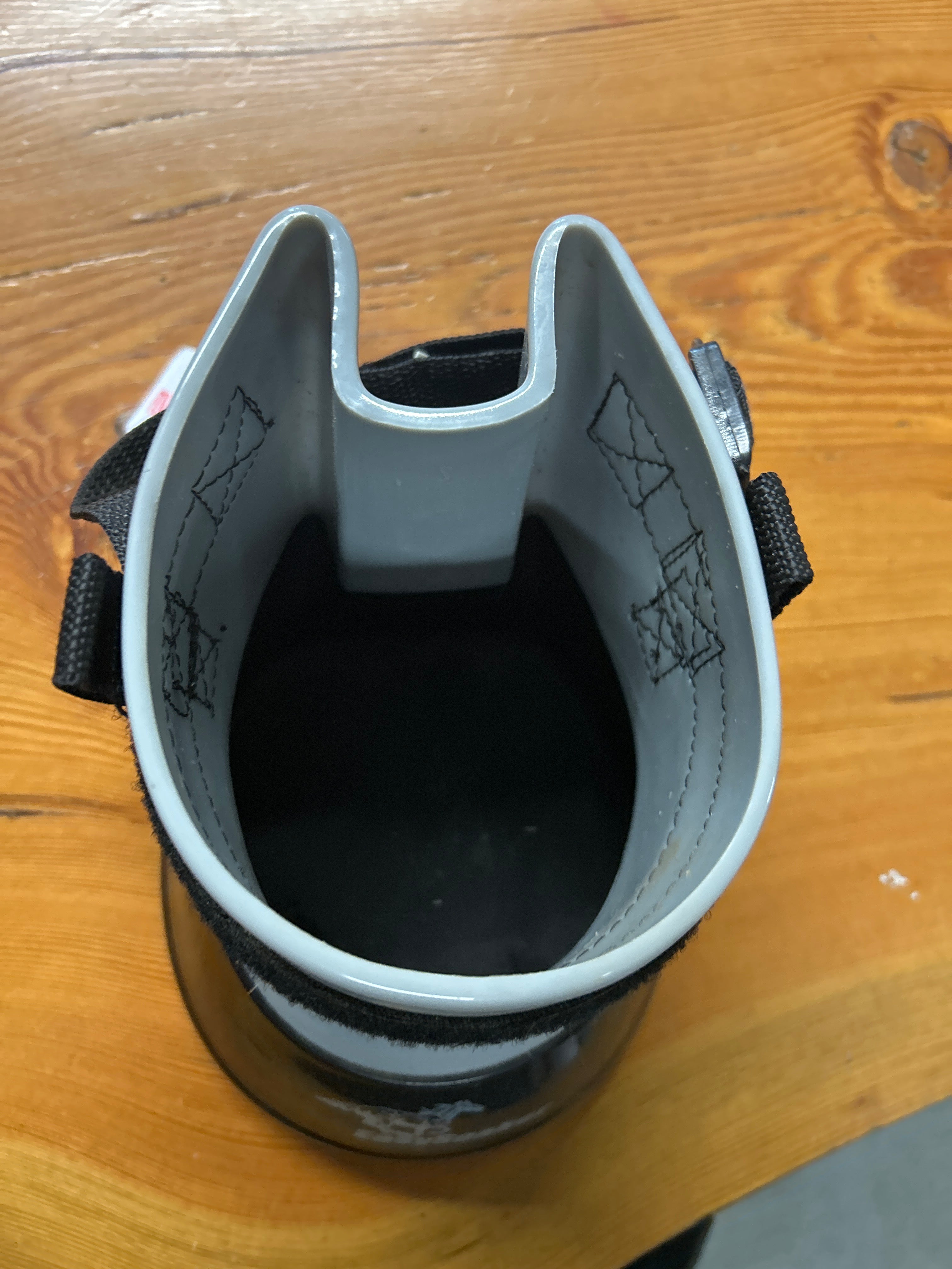EasySoaker Hoof Boot-Hoof Care-Consignment-Evolution Equestrian Co.