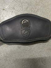 Load image into Gallery viewer, Edix Crescent Girth 65 cm-English Girth-Consignment-Evolution Equestrian Co.
