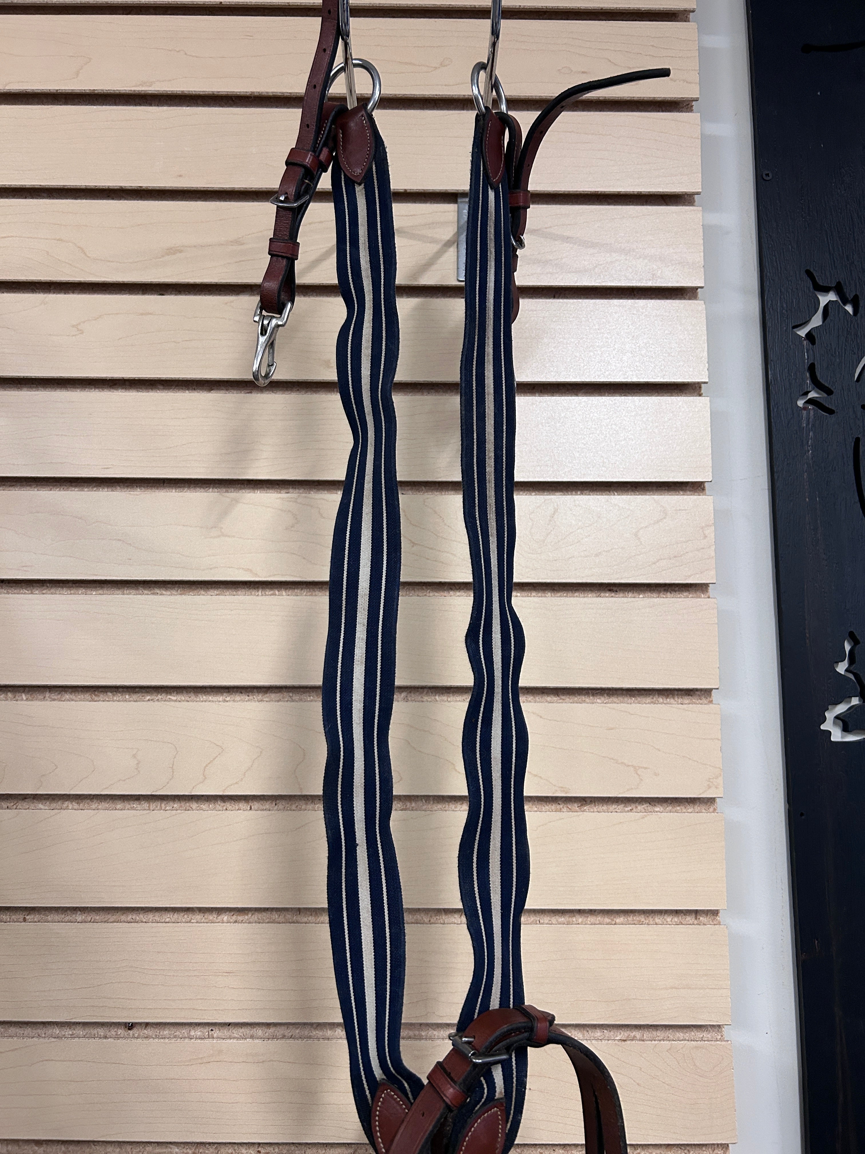 Elastic Breastplate Warmblood-English Tack-Consignment-Evolution Equestrian Co.