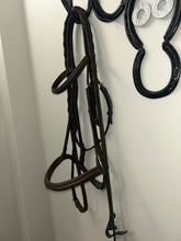 Load image into Gallery viewer, English Bridle with Reins-Bridle-Consignment-Evolution Equestrian Co.

