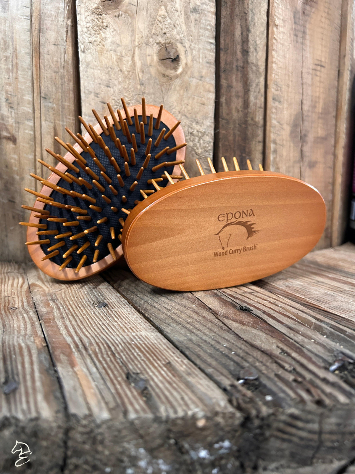 Epona Wood Love Curry-Horse Grooming-Canadian Centurion Supply-Evolution Equestrian Co.