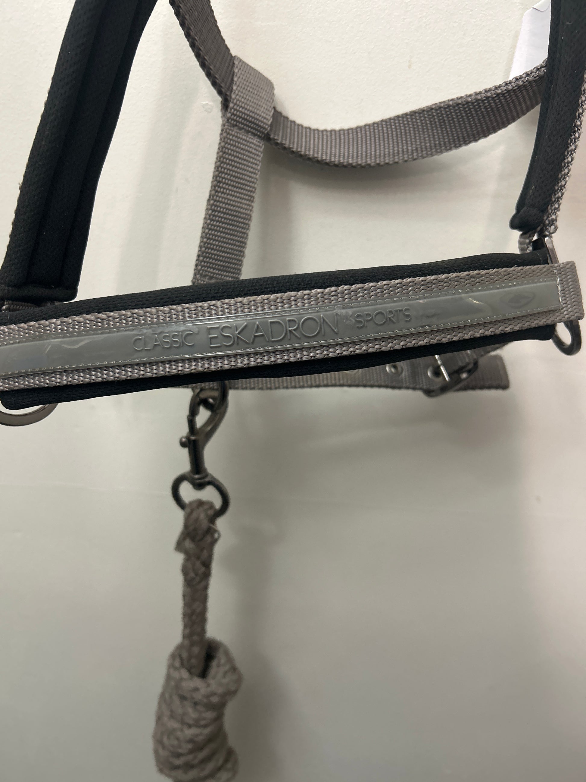 Eskadron Grey Classic Sport Halter with Leadrope-Halter-Consignment-Evolution Equestrian Co.