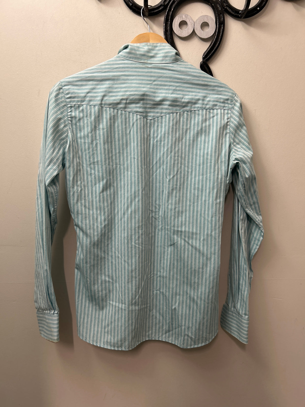 Essex Classic Light Blue Pinstripe Show Shirt 34