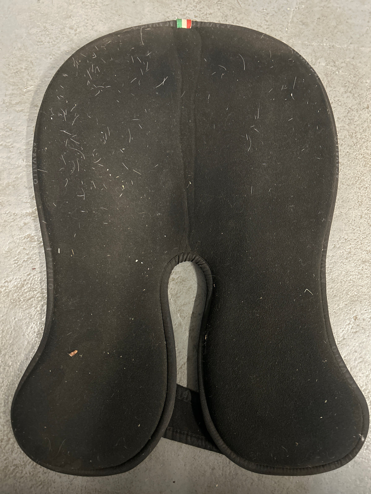 Acavallo Hexagon Gel Memory Foam Half Pad