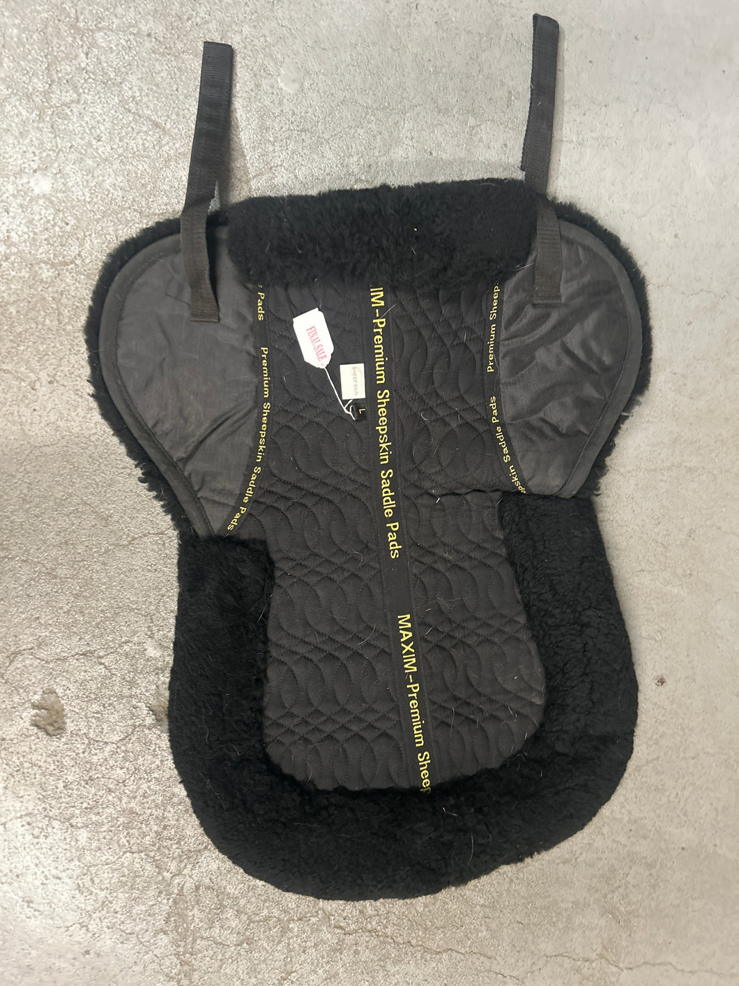 Maxim Sheepskin Black Half Pad